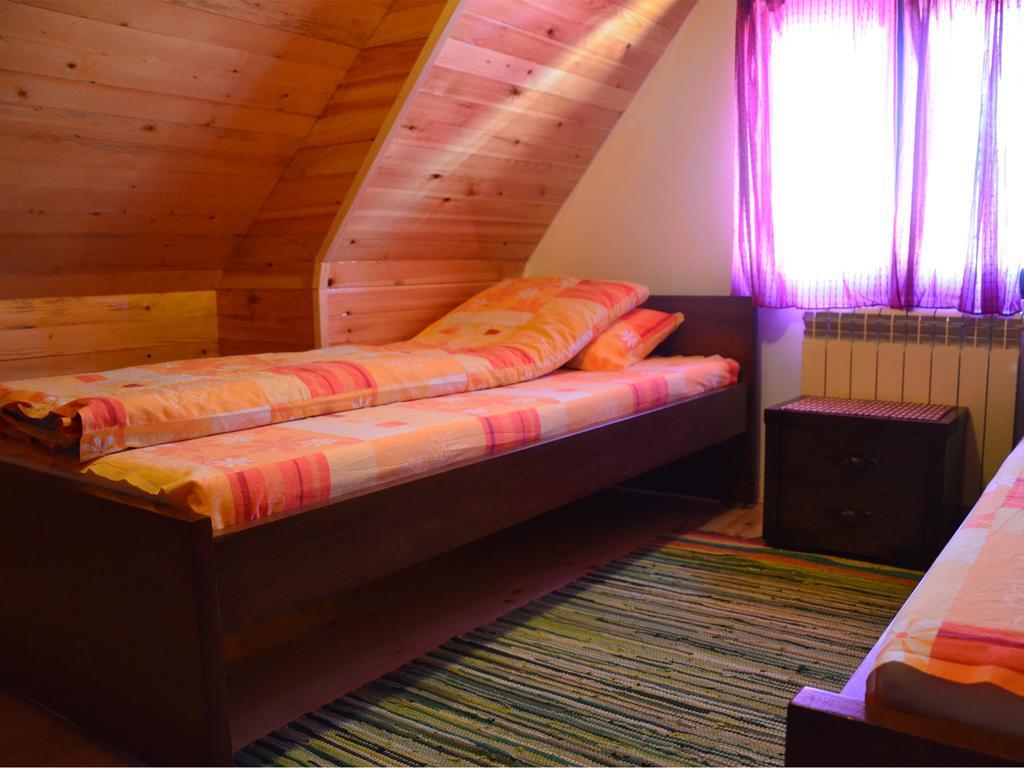 Family Apartments Žabljak Rum bild